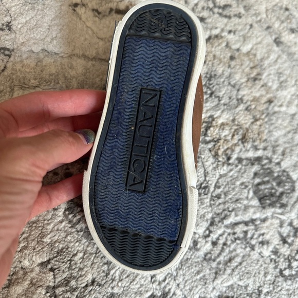 Nautica Toddler Berrian Dress Sneaker- Size 8 Toddler-Tan Navy White HK/LP EUC - Picture 7 of 7
